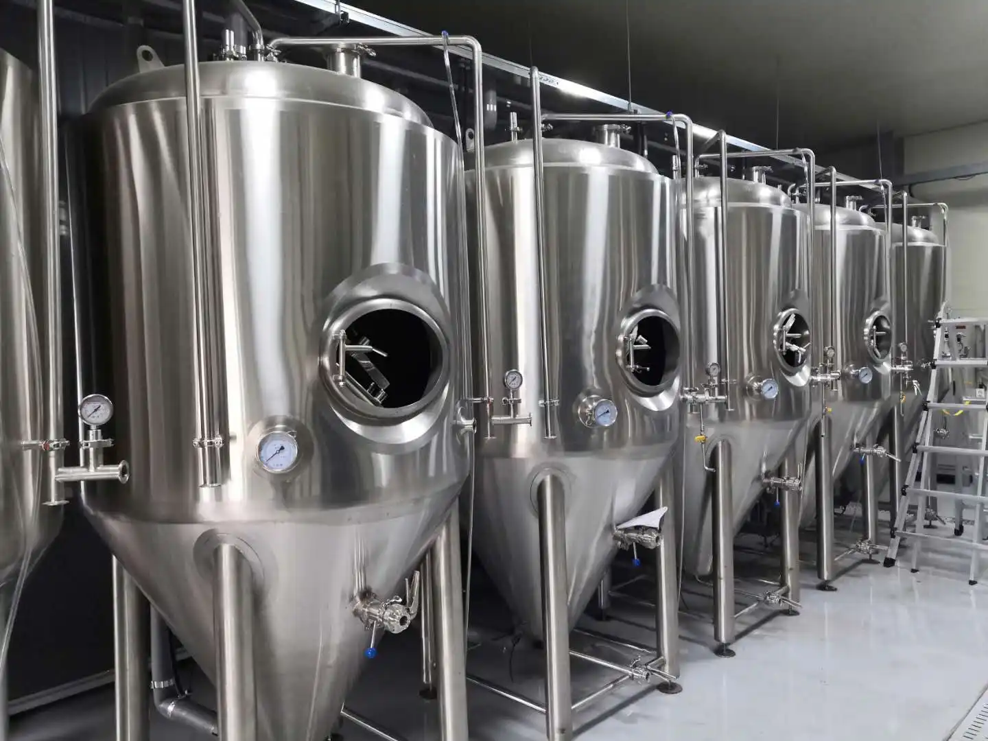 錐形發(fā)酵罐的壓力如何控制？