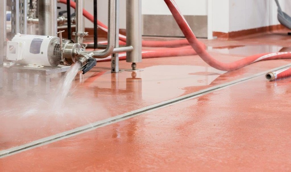 新的啤酒設(shè)備到位，使用前要如何清洗？