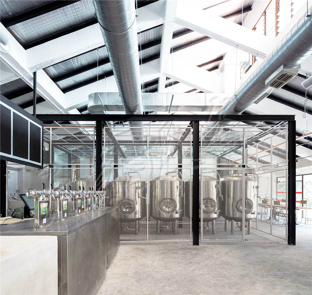 精釀啤酒設備廠分享果酒的生產方法